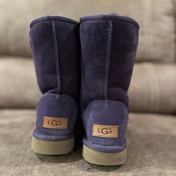 Ugg Classic Fur Lined Boots in Deep Purple 9 - Picture 3 of 7